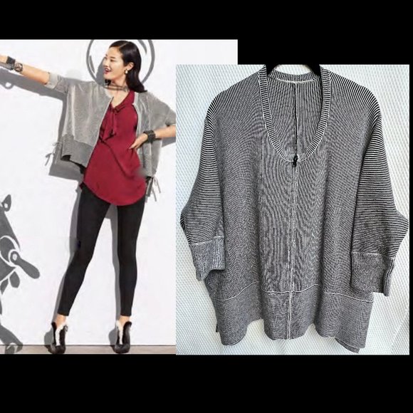 sold - CAbi Cupid's Cardigan #3526 - Beautiful Mod Soft Sweater - S - Picture 1 of 11